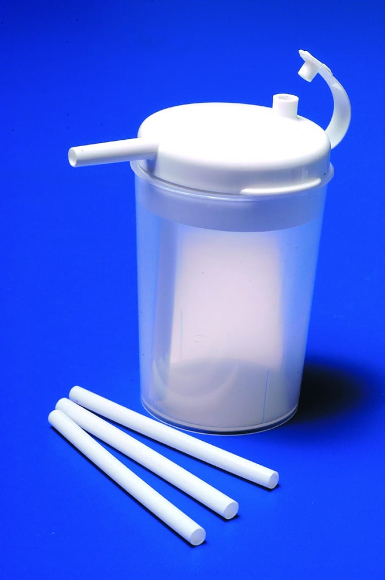 Кружка Novo Cup с двумя соломинками для больных с дисфагией